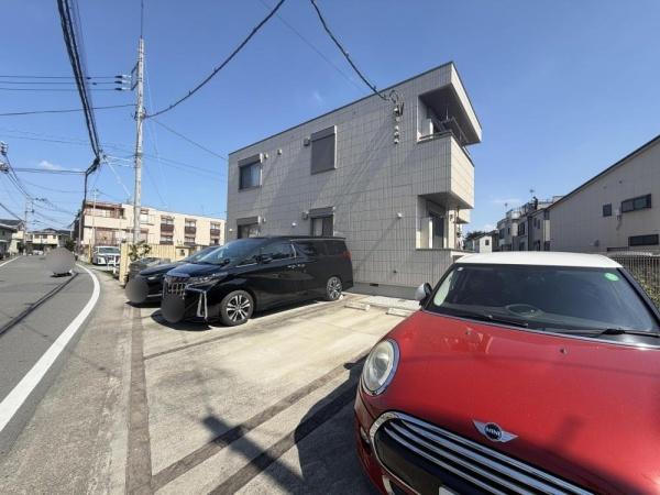 稲城市東長沼のマンション