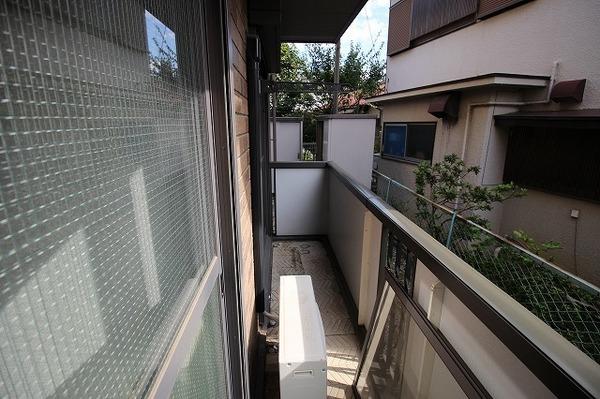 稲城市押立のアパート
