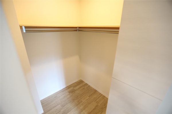 S-RESIDENCE近代美術館前