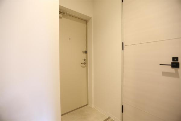 S-RESIDENCE近代美術館前
