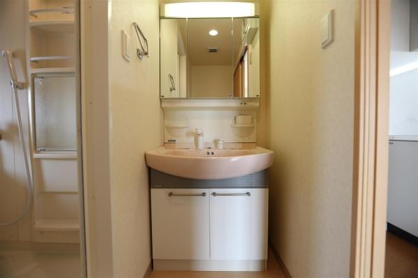 ティアラタワー中島倶楽部