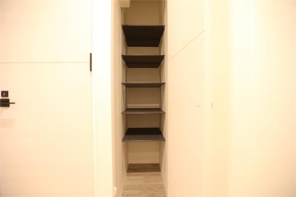 S-RESIDENCE近代美術館前