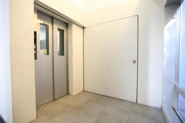 レジディア北２条イースト２