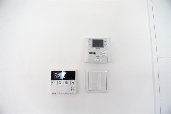 コローレ知事公館前
