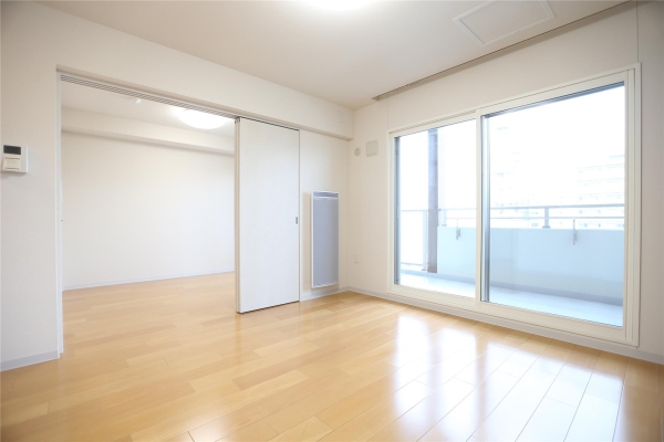 マストライフ知事公館