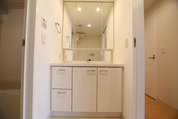 レジディア北三条