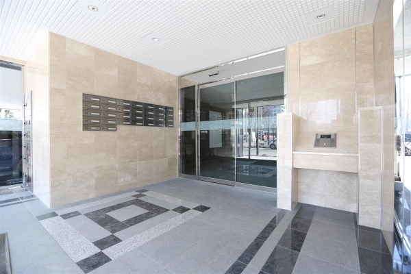 NOVA知事公館前