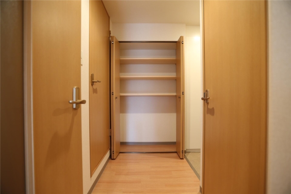 レジデンスカープ札幌(収納)