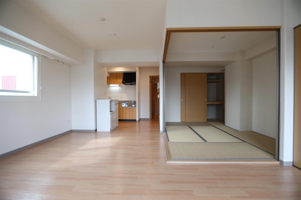 レジデンスカープ札幌(リビング)