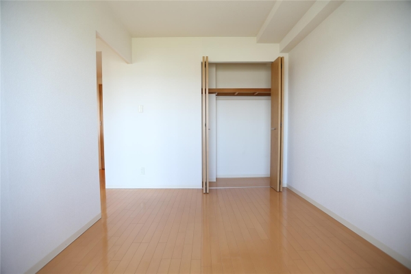 ビッグパレス南12条