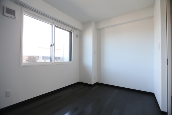 COM’SRESIDENCE鳥居前