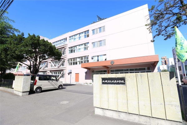ONE札幌ステーションタワー(札幌市立北辰中学校)