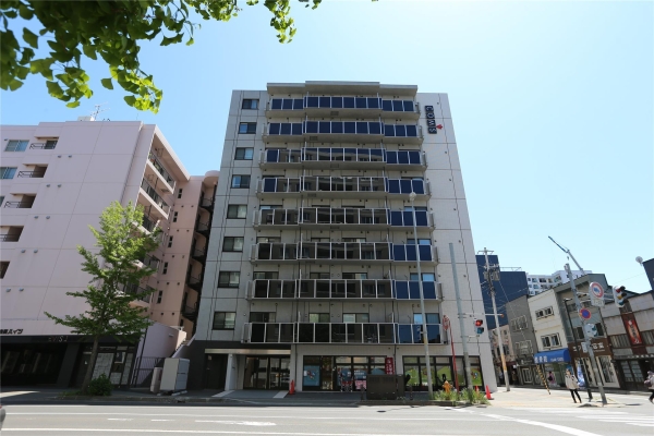 COM’SRESIDENCE鳥居前