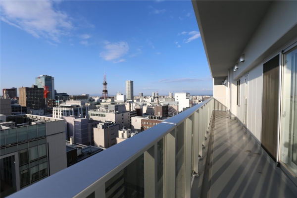 ライオンズタワー札幌