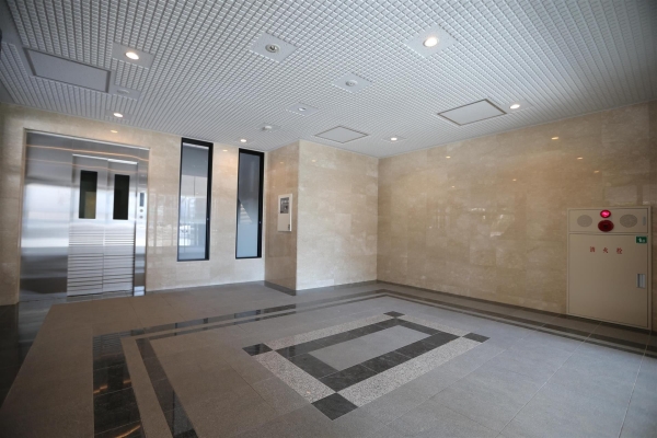 NOVA知事公館前