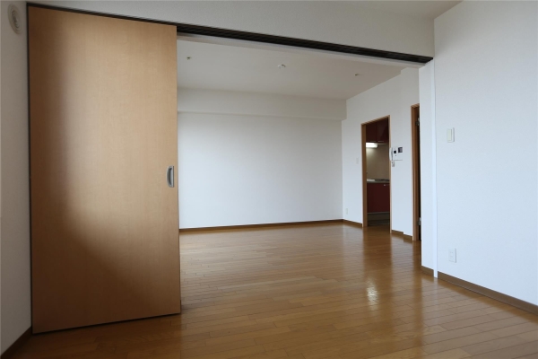 ティアラタワー中島倶楽部