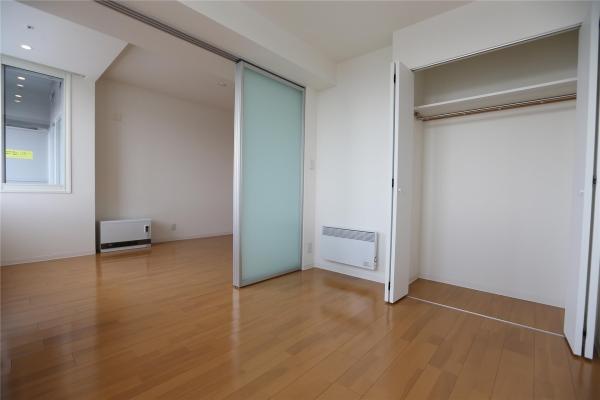 ラフィネタワー札幌南3条(寝室)