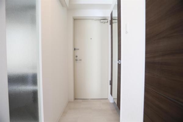 コローレ知事公館前