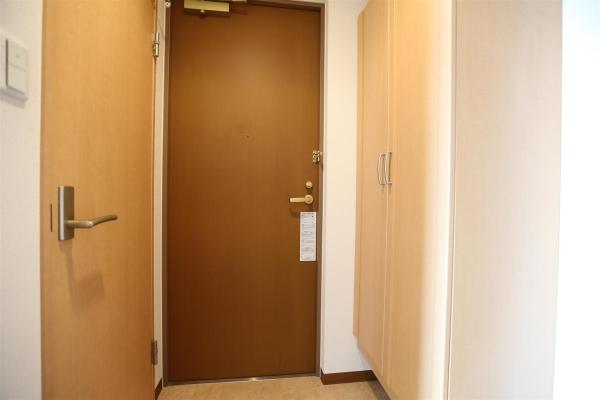 ティアラタワー中島倶楽部(玄関)