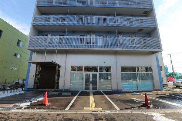 ビッグパレス南6条(エントランス)