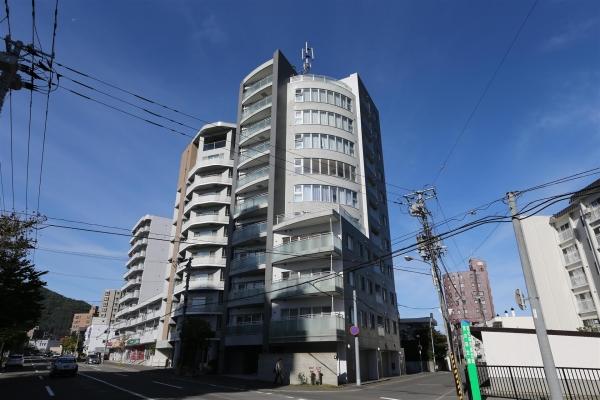 Aden宮の森
