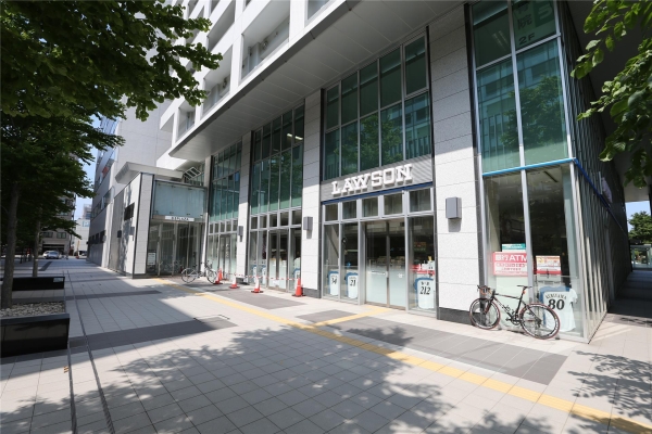 D’グラフォート札幌ステーションタワー(ローソン)
