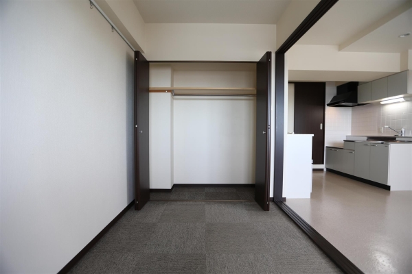 レジデンスカープ札幌(洋室)