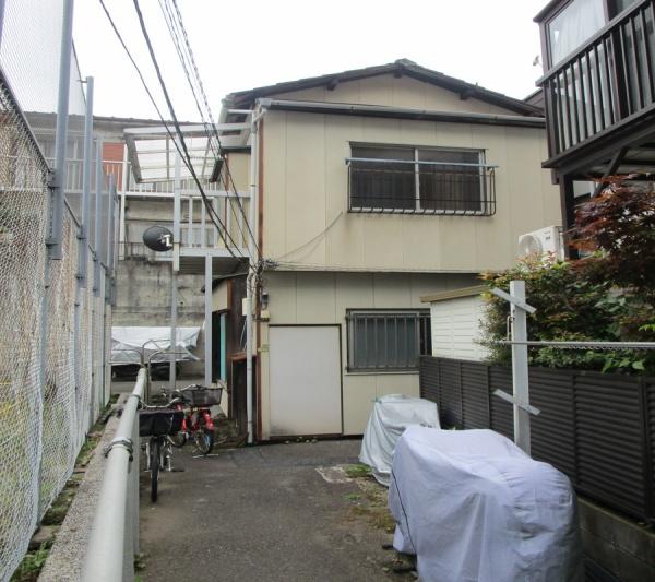 世田谷区北沢１丁目の貸家