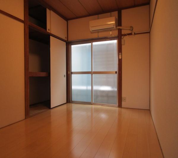 世田谷区北沢１丁目のアパート