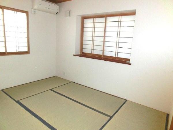 成田西２丁目貸家