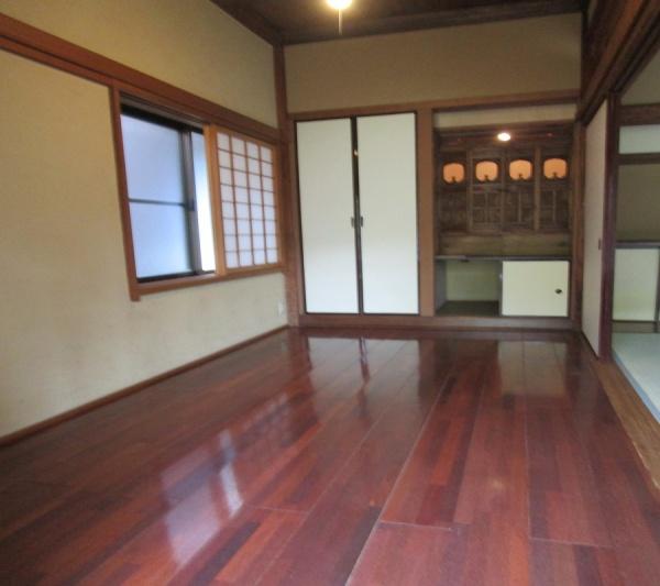 世田谷区代沢２丁目の貸家