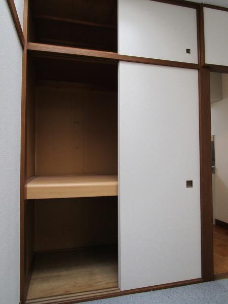 ヨシダハイツ(収納)