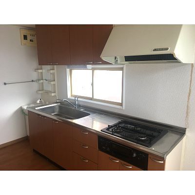 梅ヶ枝町貸家