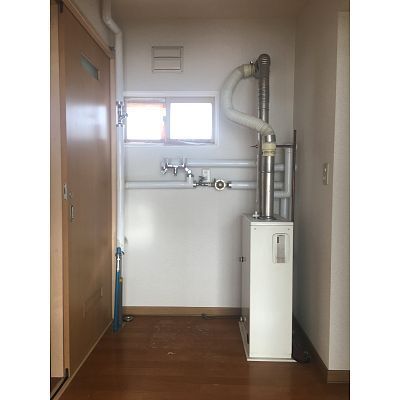 梅ヶ枝町貸家