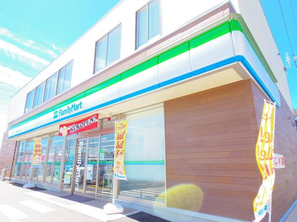 リブリ・プチフラット(ファミリーマート小平小川町2丁目店)