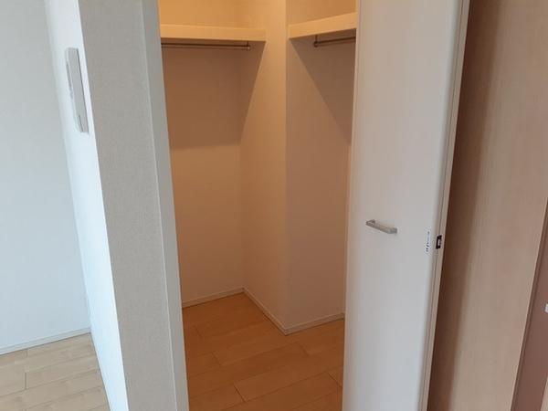 小平市小川東町１丁目のアパート