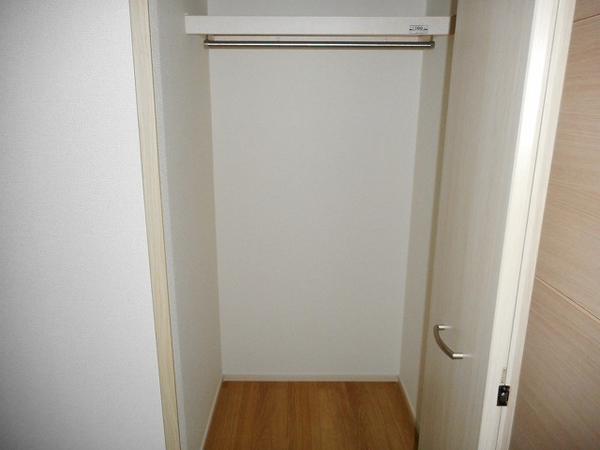 小平市小川東町５丁目のアパート