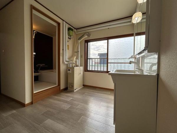 東雲町南広戸建