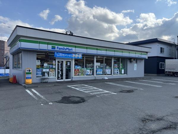 オアーゾ東雲(ファミリーマート千歳インター店)