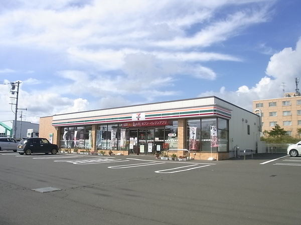 サーム千歳ドミニオWing５(セブンイレブン千歳白樺店)