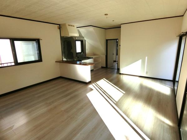 海老名市大谷北３丁目戸建て