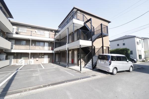 海老名市大谷北４丁目のアパート