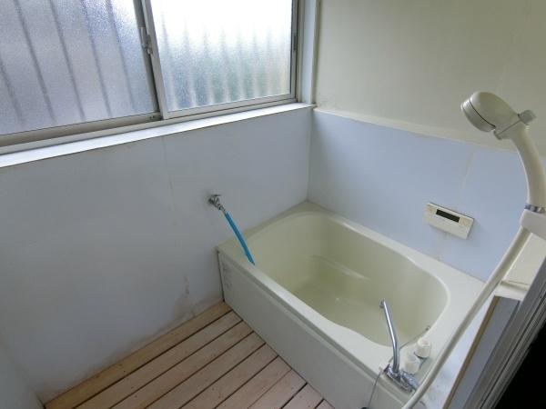 綾瀬市早川の貸家(バス)