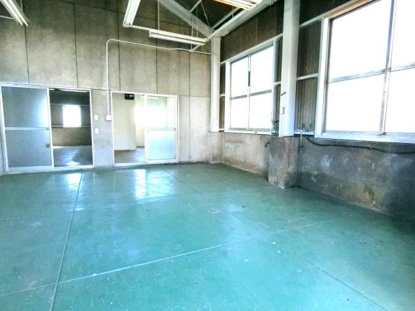 海老名市下今泉4丁目　貸倉庫・作業所