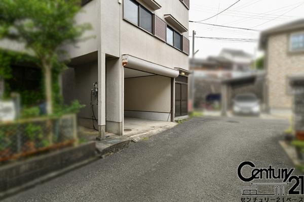 大和郡山市柳町　貸家
