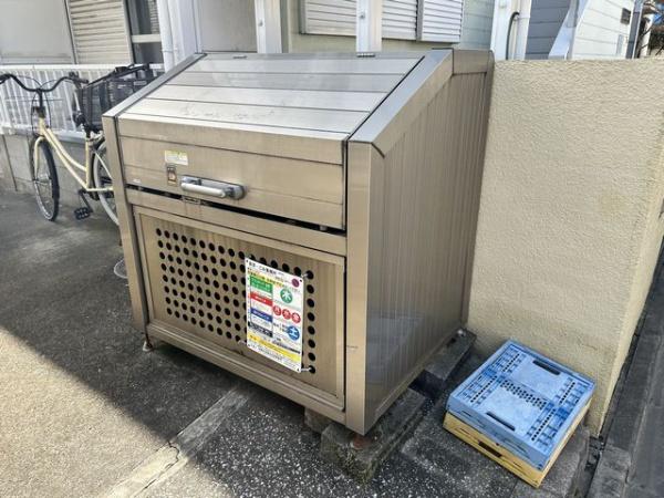 ユリパレス
