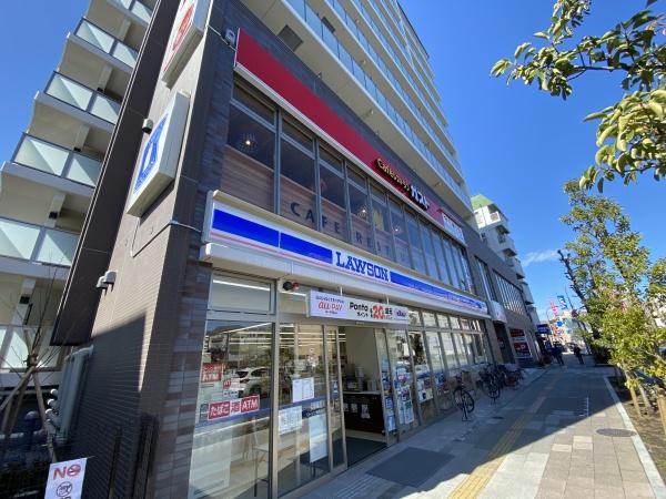 ソレイユエイト赤塚(ローソン地下鉄赤塚駅前店)
