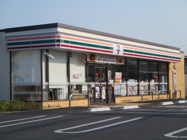 アゼリア東太子(セブンイレブン八尾南太子堂2丁目店)