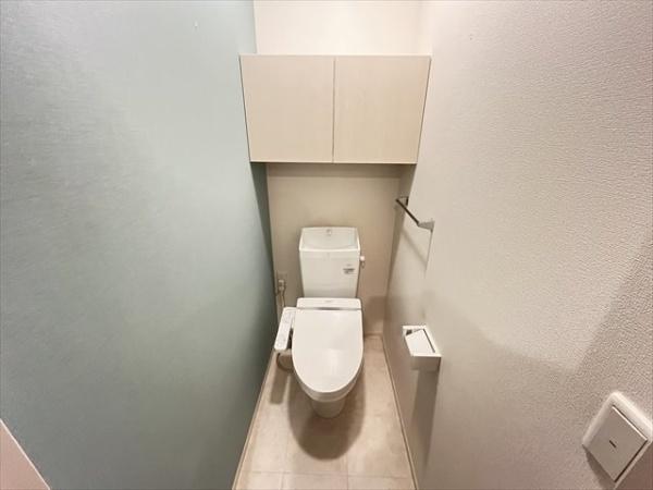 アゼリア東太子