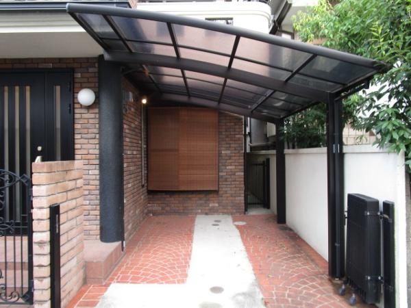 福万寺町南2丁目ガレージ付戸建て